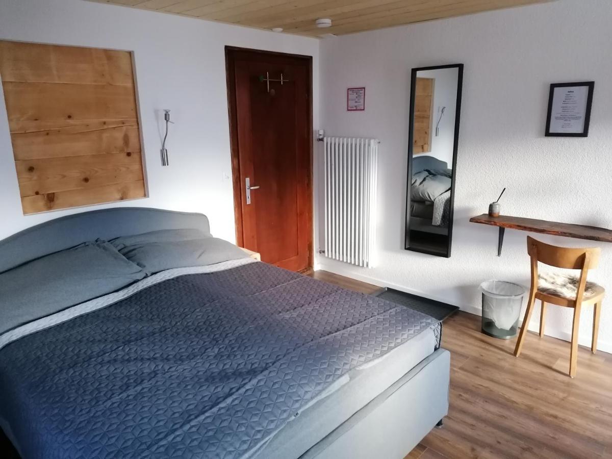 Room'S Chez Beni Grächen Dış mekan fotoğraf
